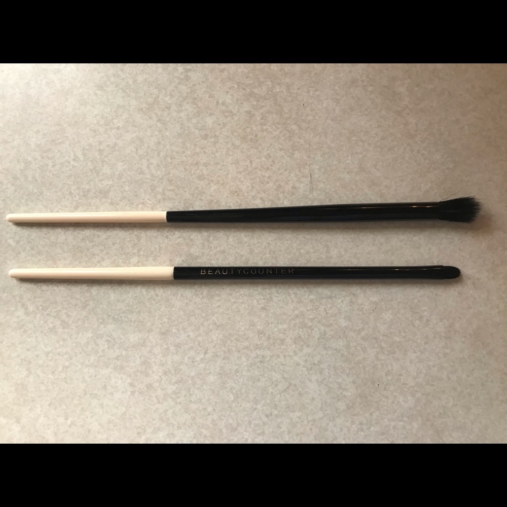 Beautycounter Eyeshadow Brushes - Retired (Two)